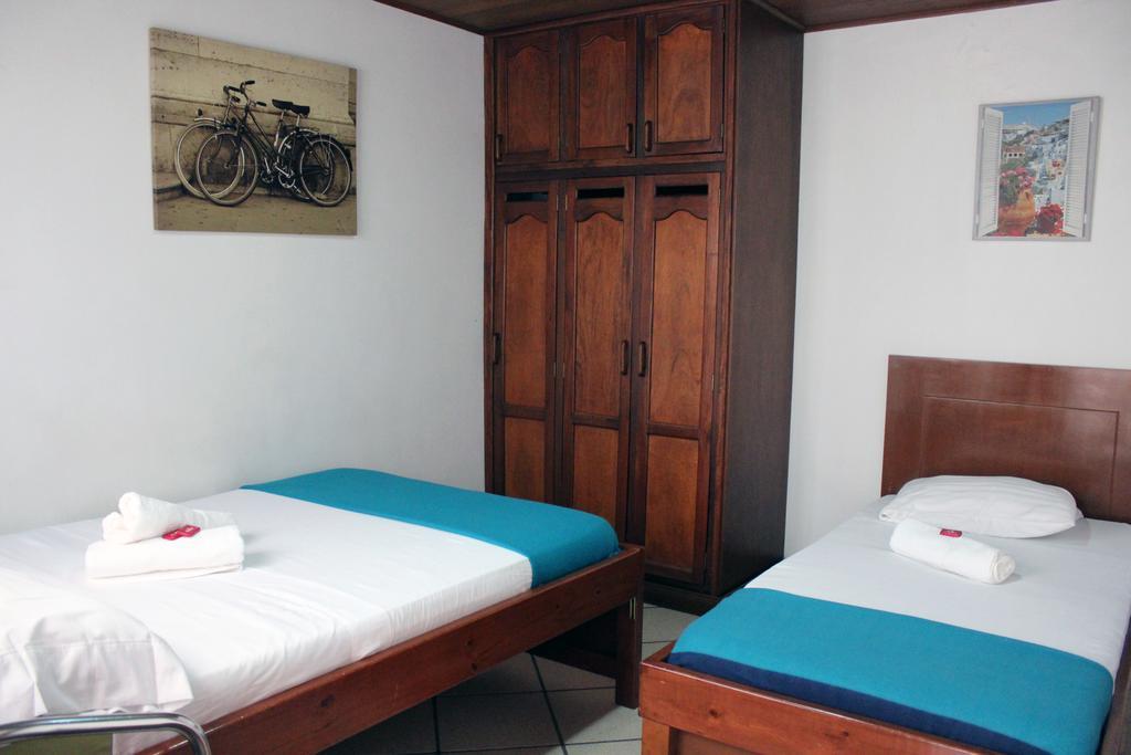 Pasadena Hostel Cali Quarto foto